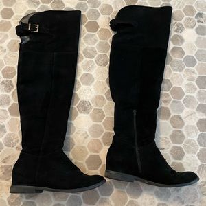 Over the knee boots Call It Spring